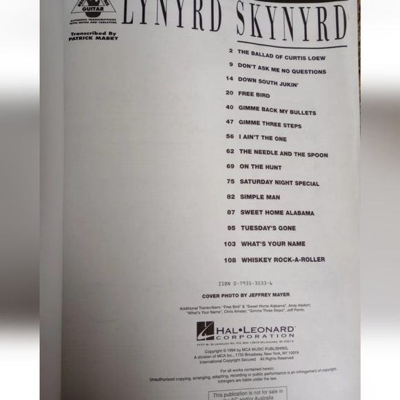 The New Best of Lynyrd Skynyrd Authentic Transcriptions with Notes and Tablature - Picture 2 of 5
